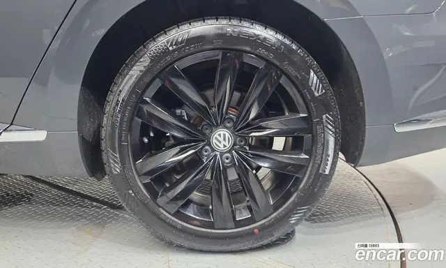Volkswagen Arteon 2019 2.0 автомат (гидро), миниатюра 7 Volkswagen Arteon 2019 2.0 автомат (гидро), миниатюра 7