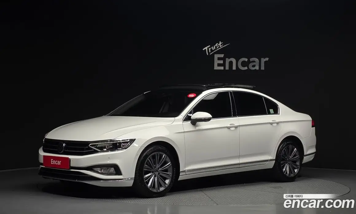Volkswagen Passat 2021 2.0 автомат (гидро), фото 1 Volkswagen Passat 2021 2.0 автомат (гидро), фото 1
