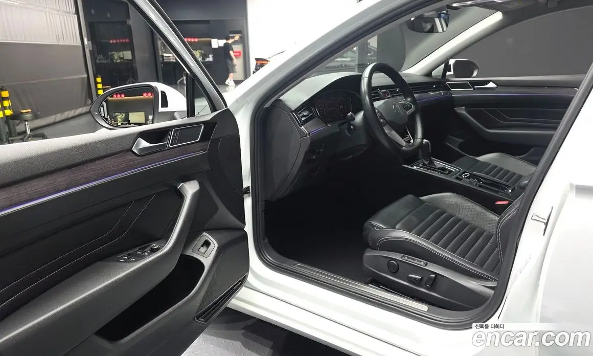 Volkswagen Passat 2021 2.0 автомат (гидро), фото 13 Volkswagen Passat 2021 2.0 автомат (гидро), фото 13