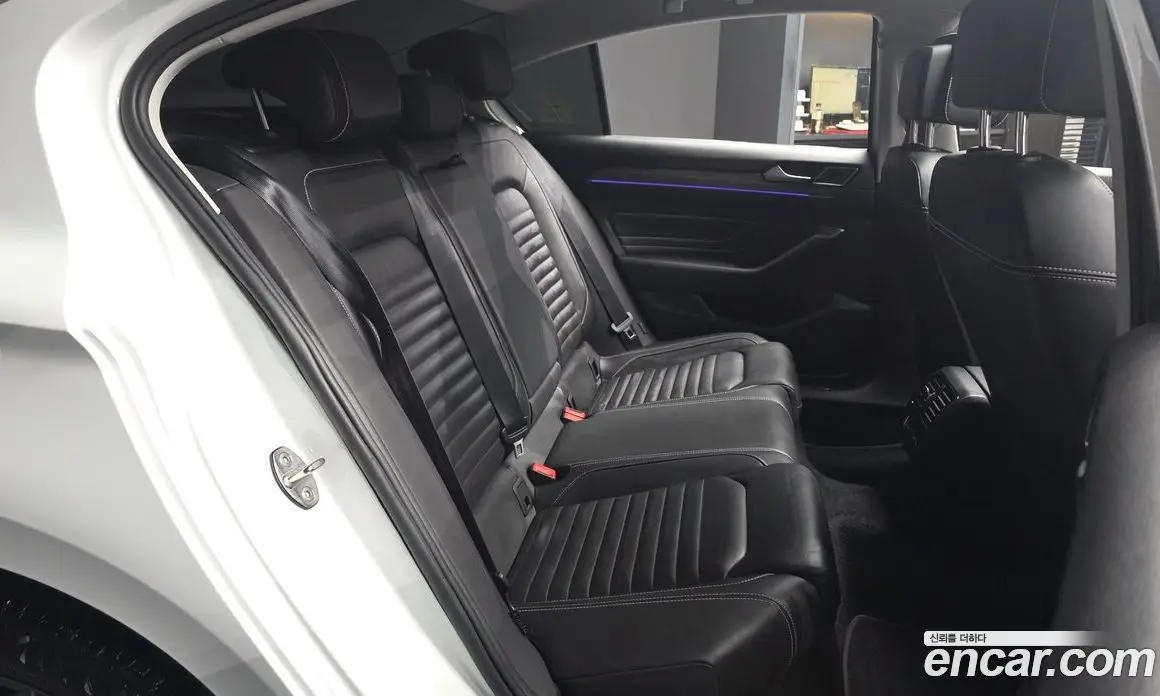 Volkswagen Passat 2021 2.0 автомат (гидро), фото 16 Volkswagen Passat 2021 2.0 автомат (гидро), фото 16