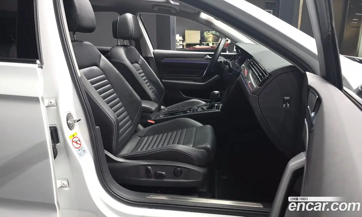 Volkswagen Passat 2021 2.0 автомат (гидро), фото 17 Volkswagen Passat 2021 2.0 автомат (гидро), фото 17