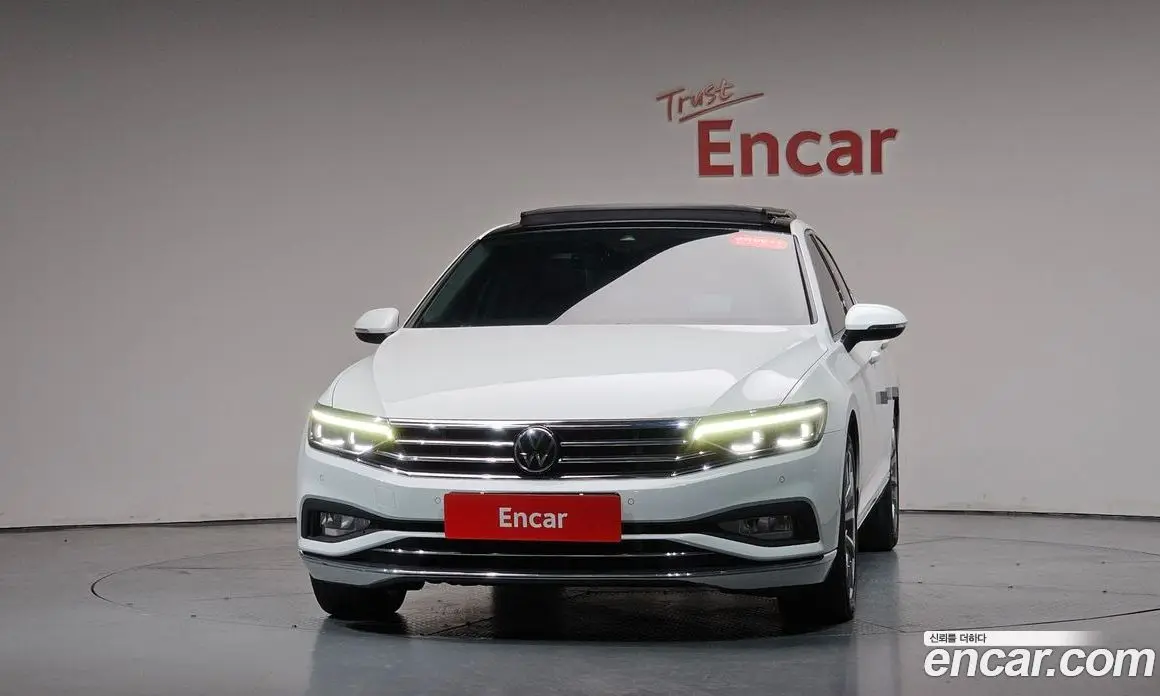 Volkswagen Passat 2022 2.0 автомат (гидро), фото 2 Volkswagen Passat 2022 2.0 автомат (гидро), фото 2