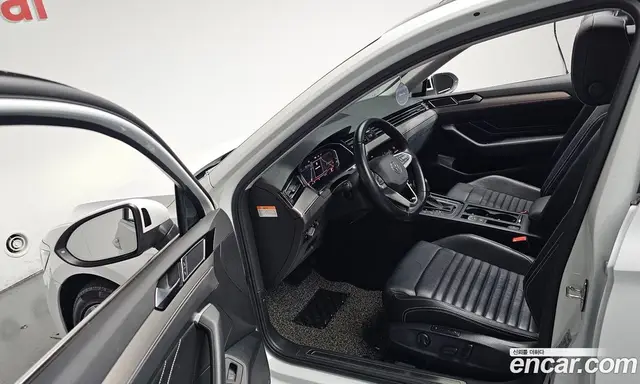 Volkswagen Passat 2022 2.0 автомат (гидро), миниатюра 12