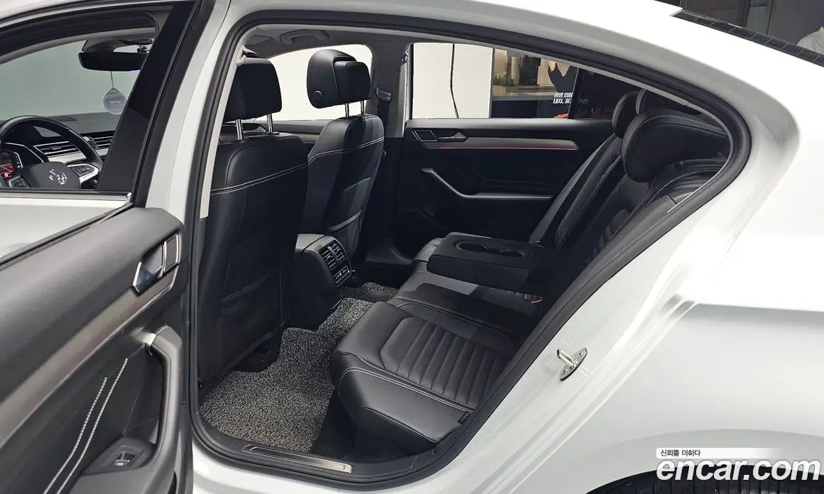 Volkswagen Passat 2022 2.0 автомат (гидро), фото 17 Volkswagen Passat 2022 2.0 автомат (гидро), фото 17