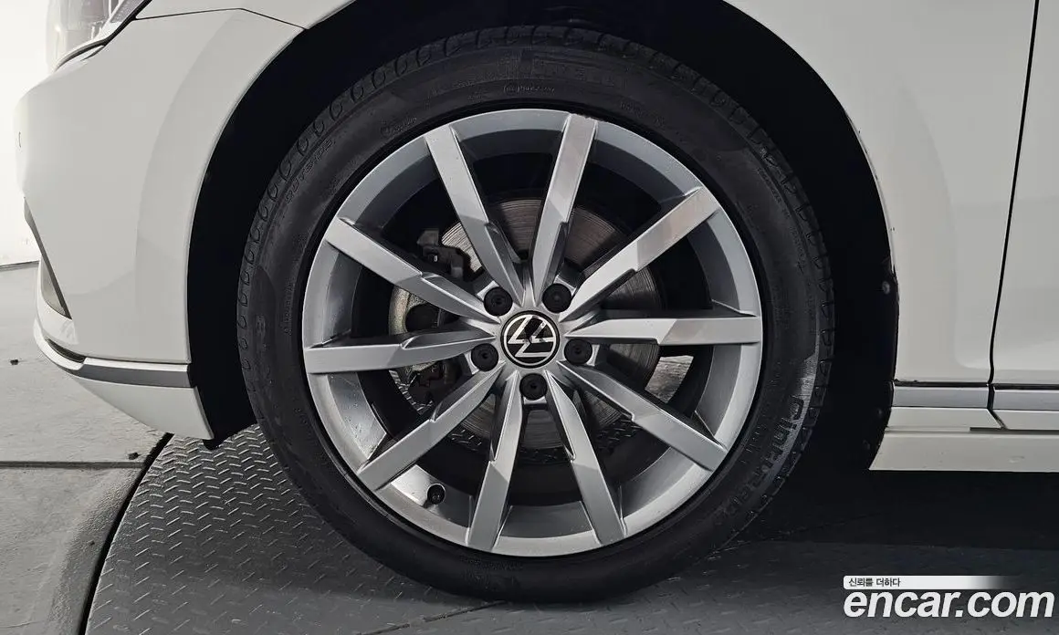 Volkswagen Passat 2022 2.0 автомат (гидро), фото 4 Volkswagen Passat 2022 2.0 автомат (гидро), фото 4