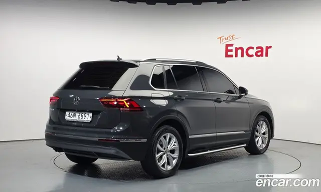 Volkswagen Tiguan 2018 2.0 автомат (гидро), миниатюра 2