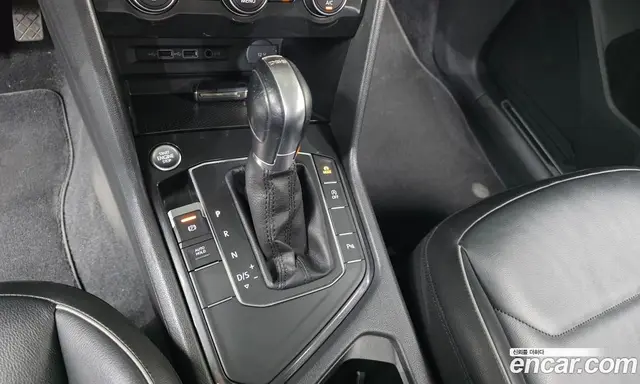 Volkswagen Tiguan 2018 2.0 автомат (гидро), миниатюра 12