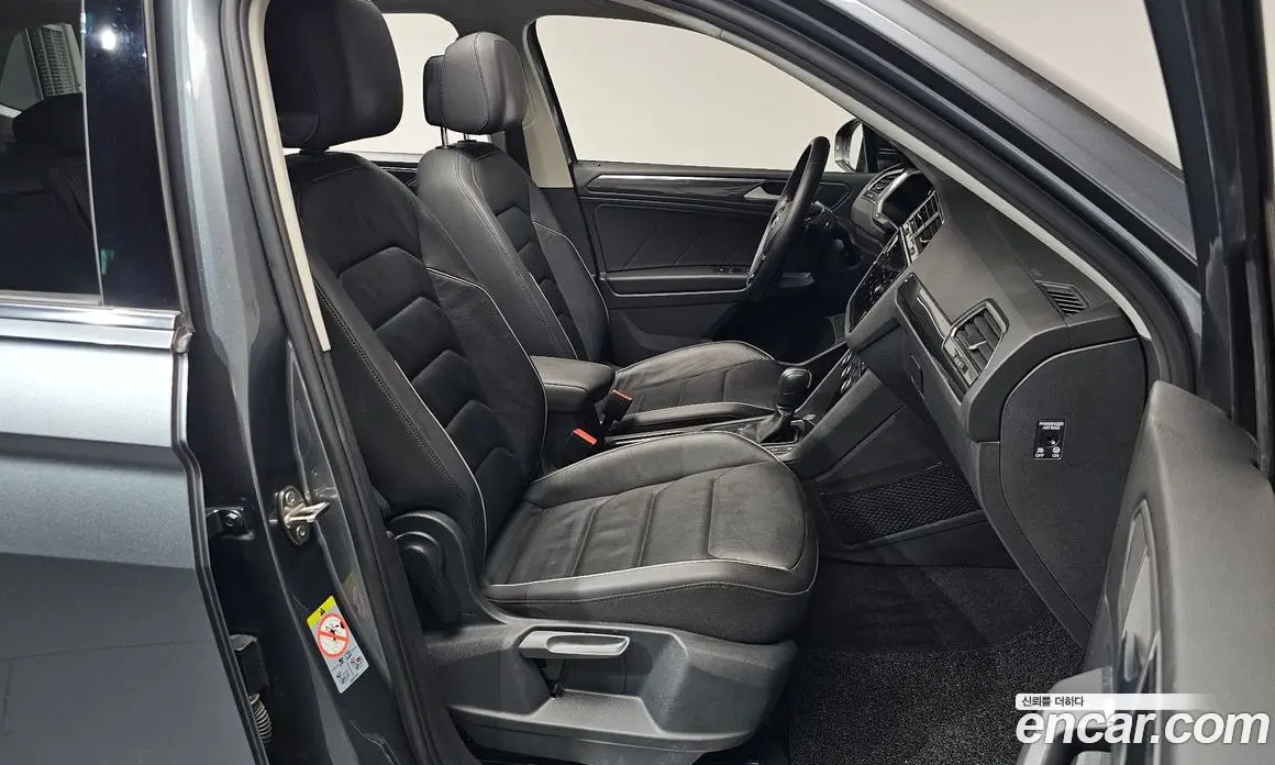 Volkswagen Tiguan 2020 2.0 автомат (гидро), фото 15 Volkswagen Tiguan 2020 2.0 автомат (гидро), фото 15