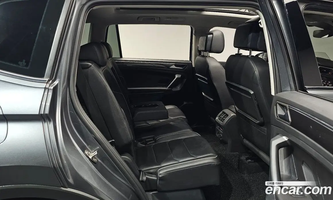 Volkswagen Tiguan 2020 2.0 автомат (гидро), фото 16 Volkswagen Tiguan 2020 2.0 автомат (гидро), фото 16
