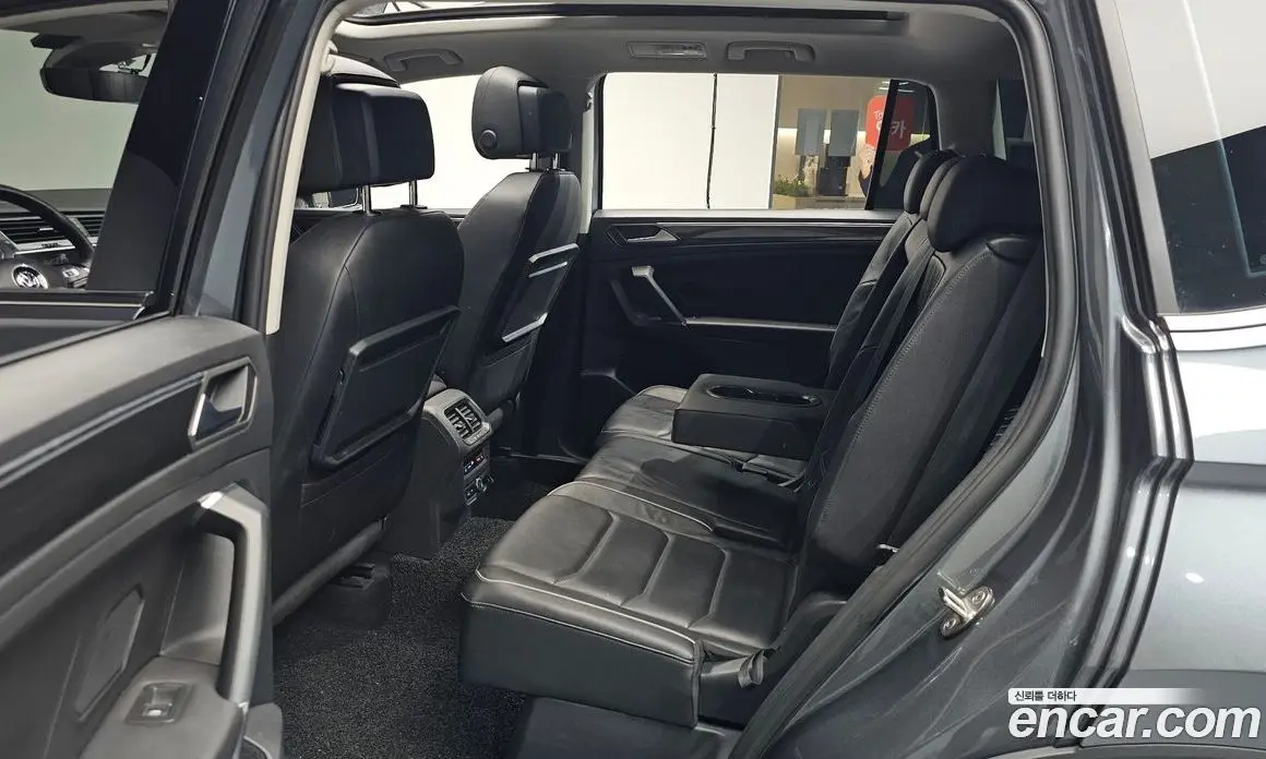 Volkswagen Tiguan 2020 2.0 автомат (гидро), фото 17 Volkswagen Tiguan 2020 2.0 автомат (гидро), фото 17