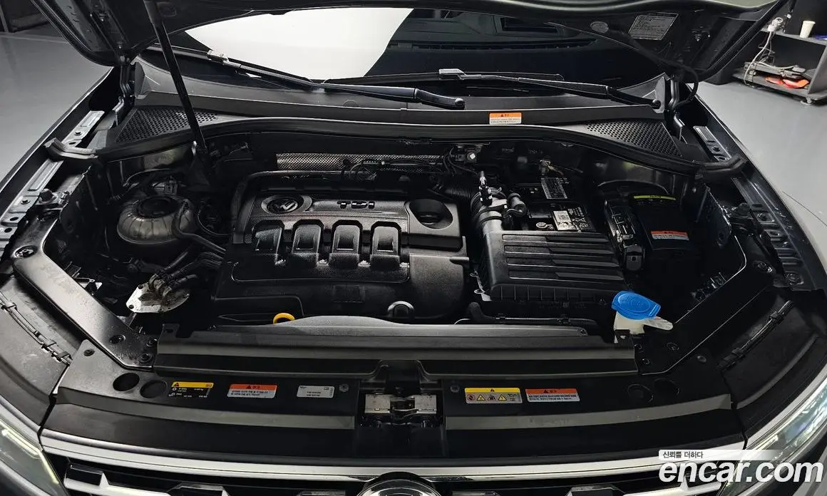 Volkswagen Tiguan 2020 2.0 автомат (гидро), фото 5 Volkswagen Tiguan 2020 2.0 автомат (гидро), фото 5