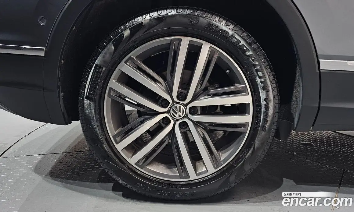Volkswagen Tiguan 2020 2.0 автомат (гидро), фото 6 Volkswagen Tiguan 2020 2.0 автомат (гидро), фото 6