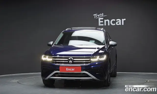 Volkswagen Tiguan 2023 2.0 автомат (гидро), миниатюра 3