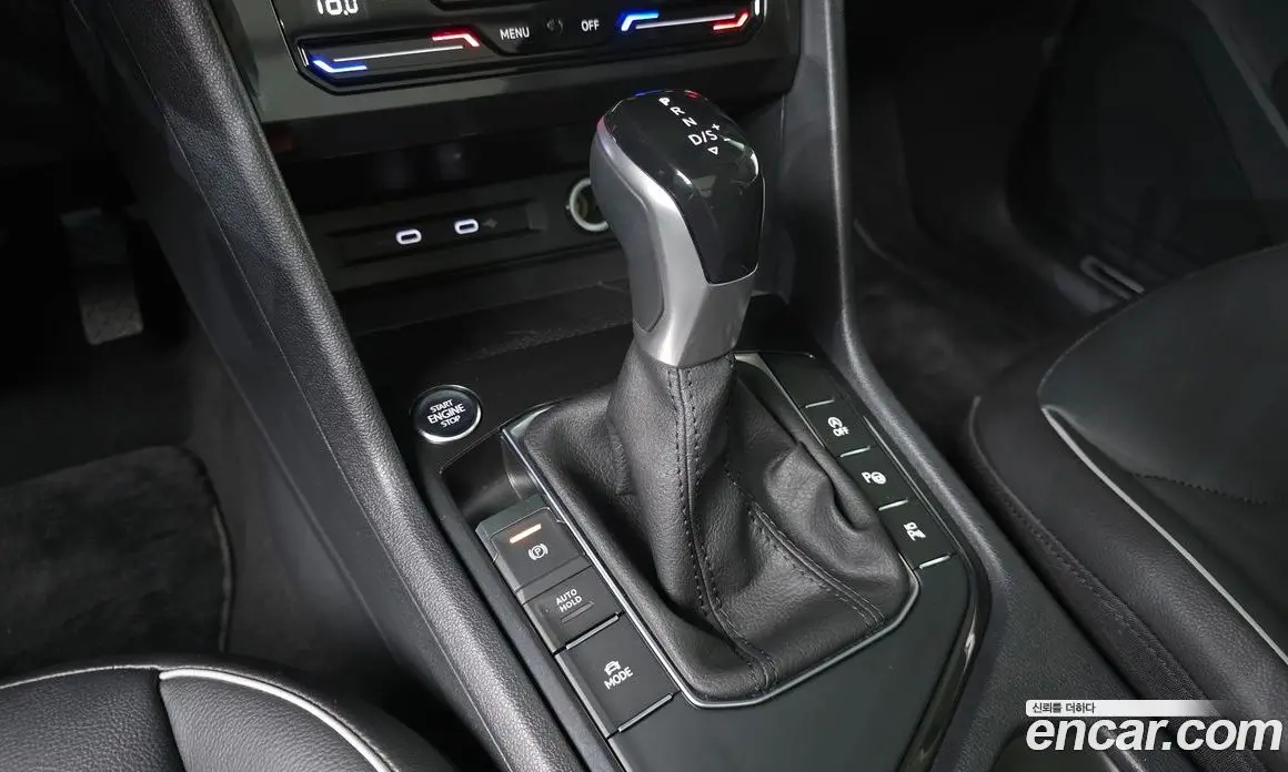 Volkswagen Tiguan 2023 2.0 автомат (гидро), фото 12 Volkswagen Tiguan 2023 2.0 автомат (гидро), фото 12