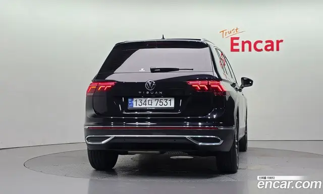 Volkswagen Tiguan 2023 2.0 автомат (гидро), миниатюра 4 Volkswagen Tiguan 2023 2.0 автомат (гидро), миниатюра 4