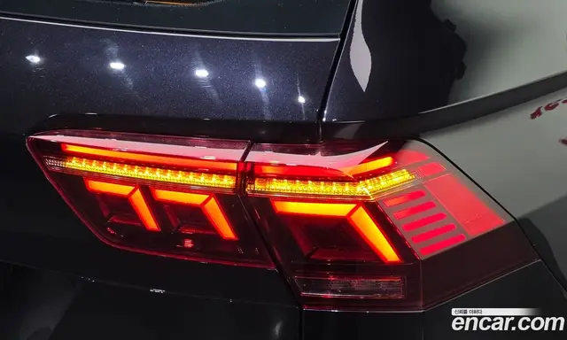 Volkswagen Tiguan 2023 2.0 автомат (гидро), миниатюра 9 Volkswagen Tiguan 2023 2.0 автомат (гидро), миниатюра 9