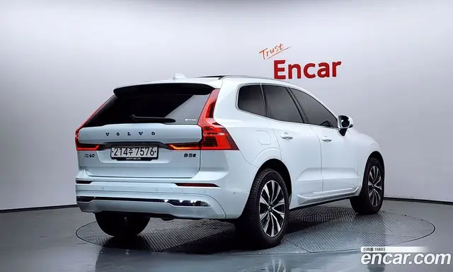 Volvo XC60, 2023, 13 563 км