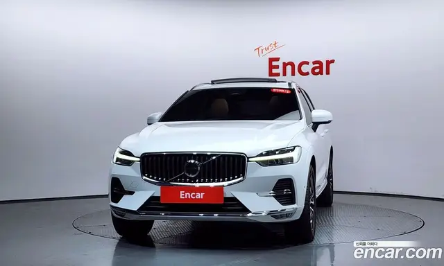 Volvo XC60 2023 2.0 автомат (гидро), миниатюра 2 Volvo XC60 2023 2.0 автомат (гидро), миниатюра 2