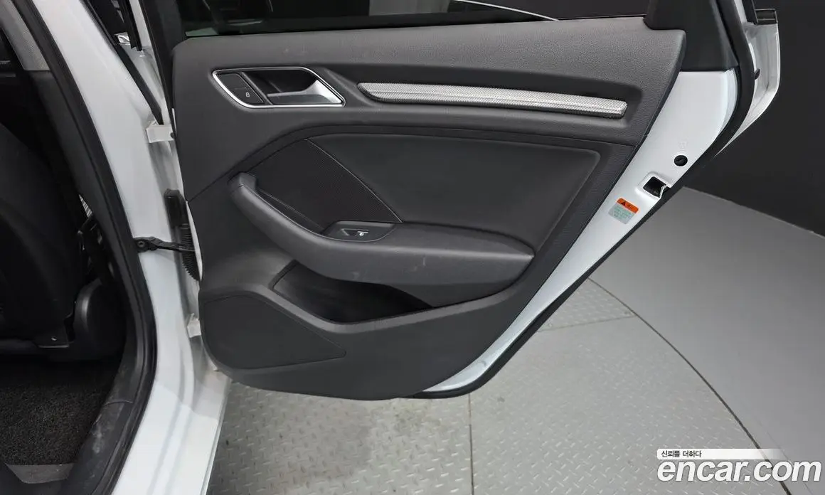 Audi A3 2020 2.0 автомат (гидро), фото 15