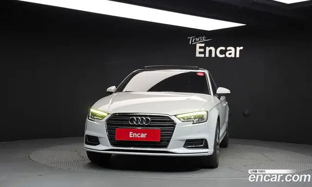 Audi A3 2020 2.0 автомат (гидро), миниатюра 3