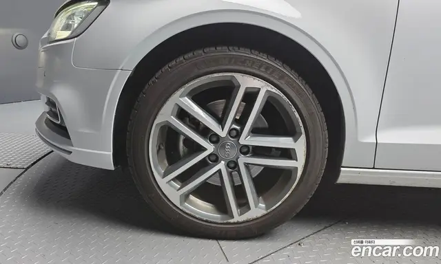 Audi A3 2020 2.0 автомат (гидро), миниатюра 5