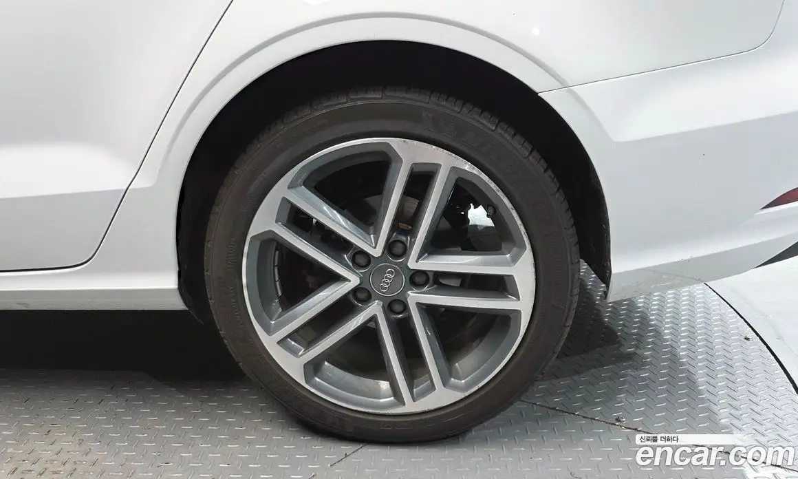 Audi A3 2020 2.0 автомат (гидро), фото 7