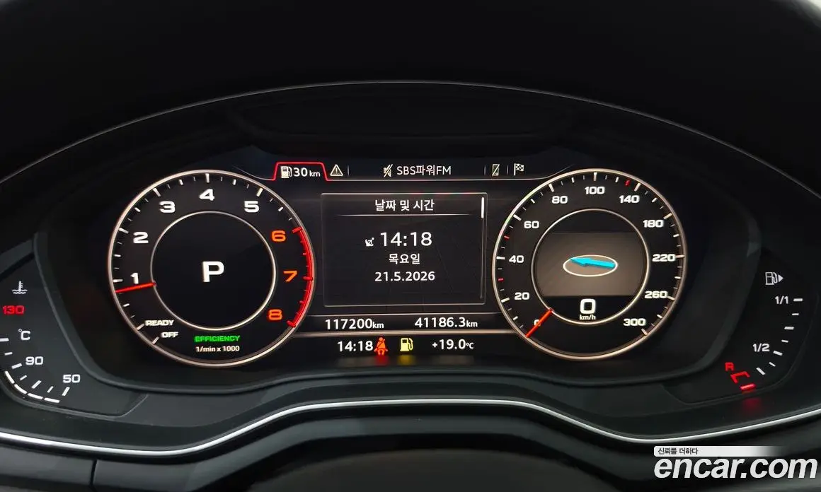 Audi A4 2019 2.0 автомат (гидро), фото 11