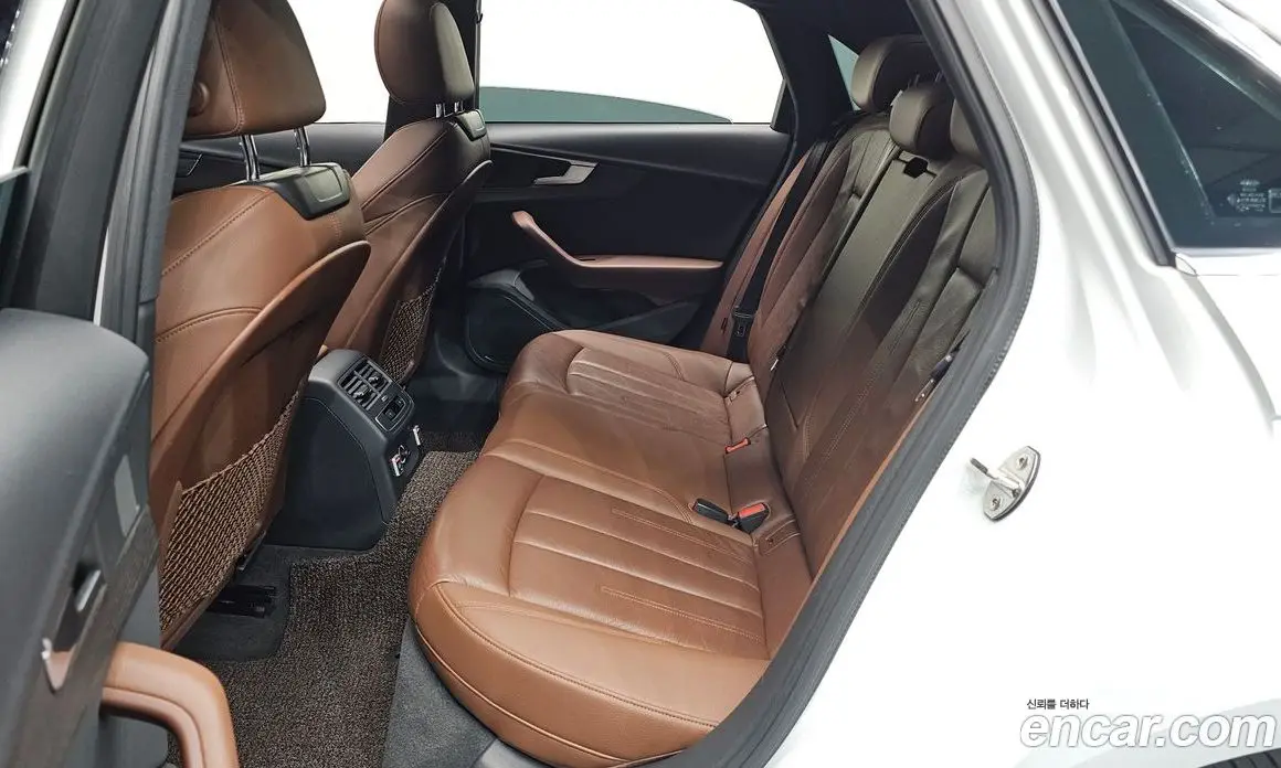 Audi A4 2019 2.0 автомат (гидро), фото 17 Audi A4 2019 2.0 автомат (гидро), фото 17