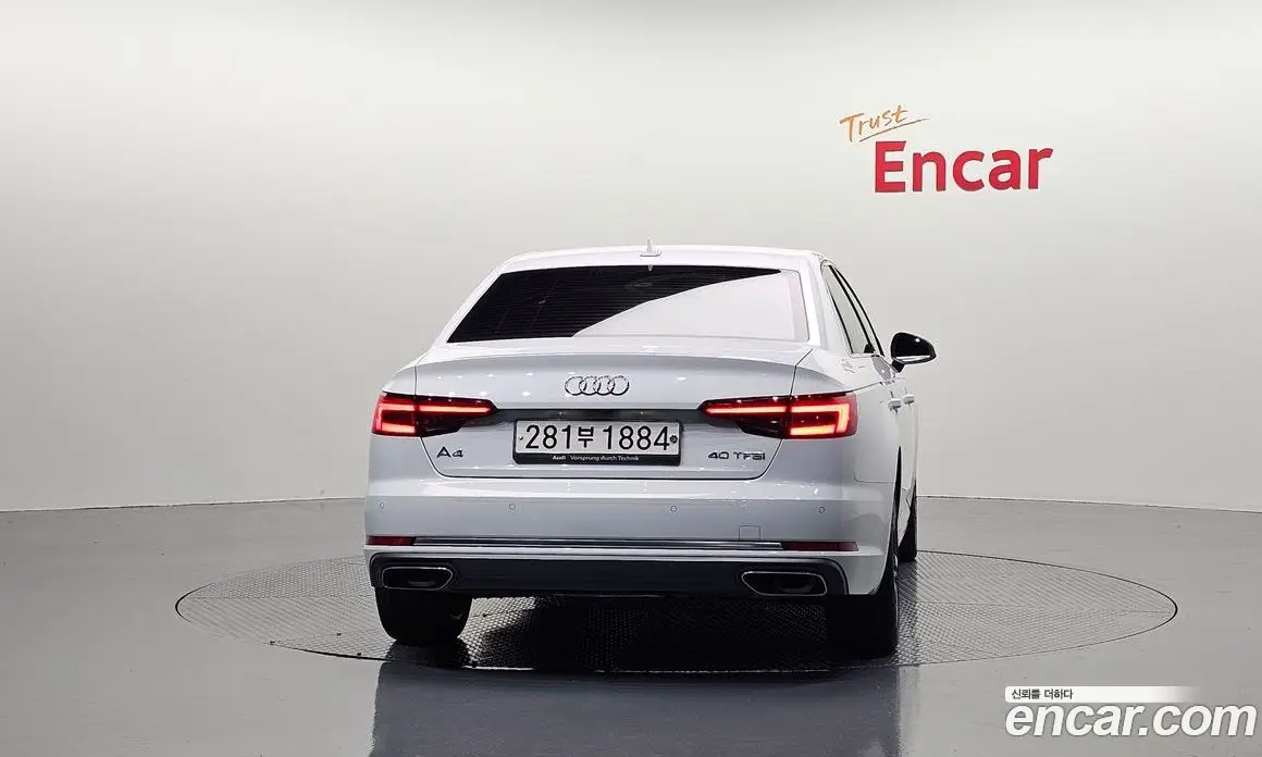 Audi A4 2019 2.0 автомат (гидро), фото 3 Audi A4 2019 2.0 автомат (гидро), фото 3
