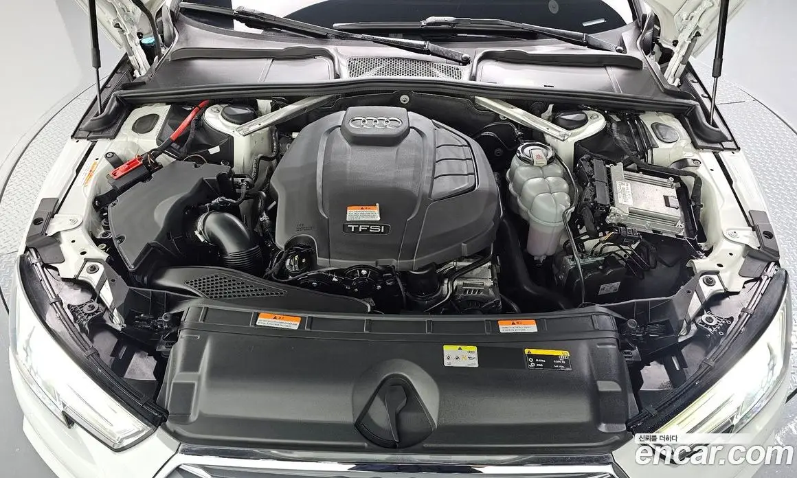 Audi A4 2019 2.0 автомат (гидро), фото 5 Audi A4 2019 2.0 автомат (гидро), фото 5