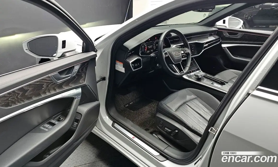 Audi A6 2021 2.0 автомат (гидро), фото 13