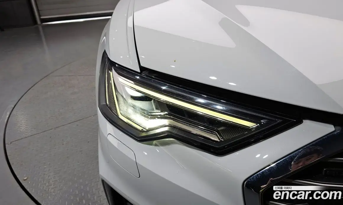 Audi A6 2021 2.0 автомат (гидро), фото 8