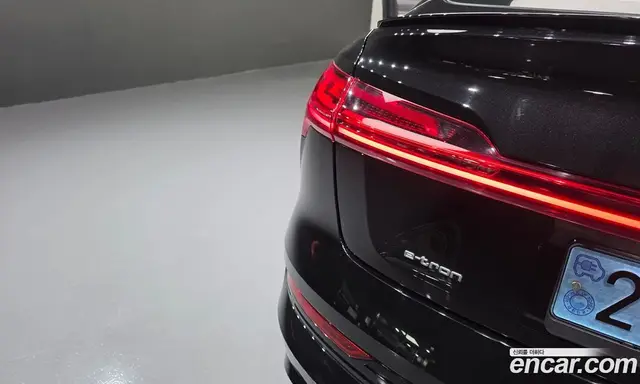 Audi e-tron 2021 0.2 автомат (гидро), миниатюра 9