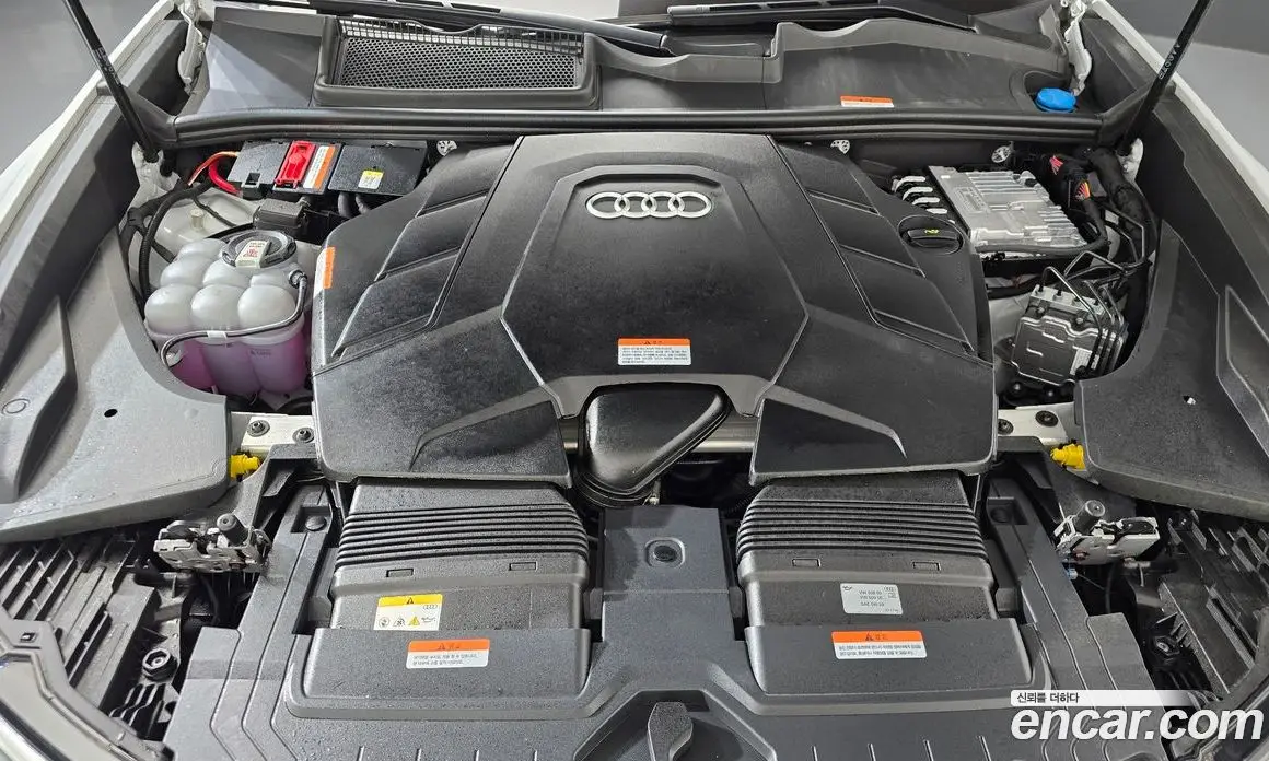Audi Q8 2026 3.0 автомат (гидро), фото 6