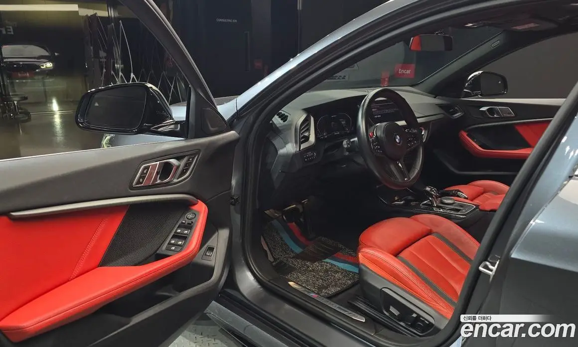 BMW 1 серия 2021 2.0 автомат (гидро), фото 13