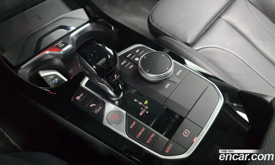 BMW 1 серия 2022 2.0 автомат (гидро), фото 9