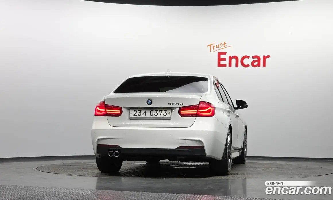BMW 3 серия 2016 2.0 автомат (гидро), фото 4