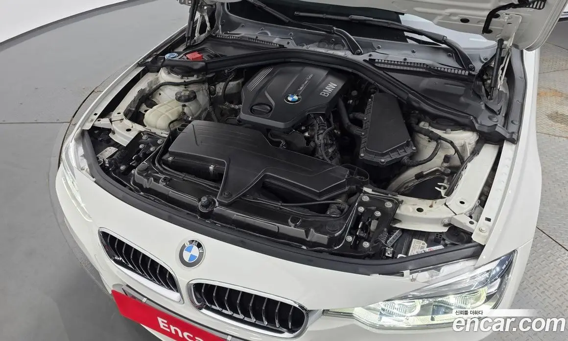BMW 3 серия 2016 2.0 автомат (гидро), фото 6