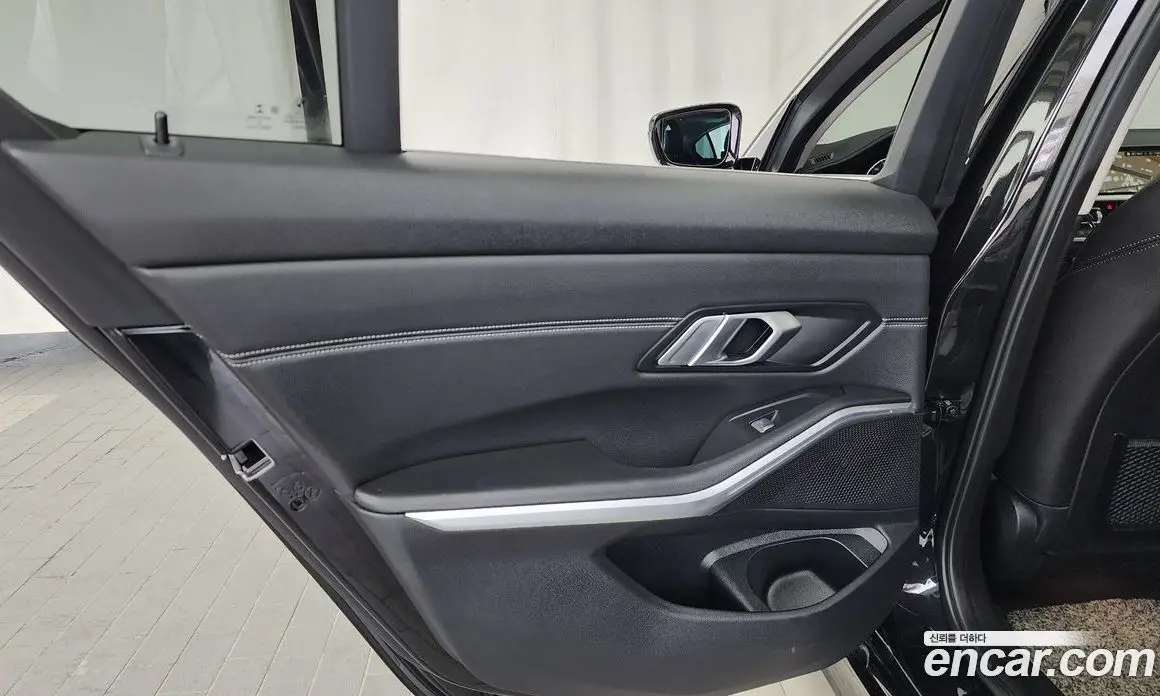 BMW 3 серия 2022 2.0 автомат (гидро), фото 15