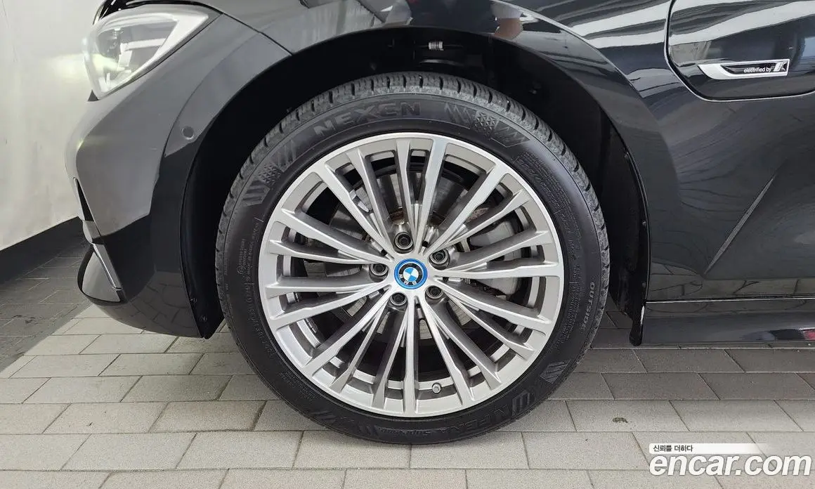 BMW 3 серия 2022 2.0 автомат (гидро), фото 5