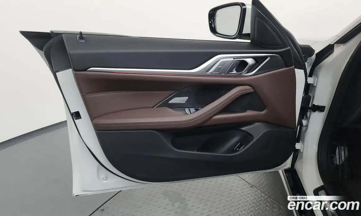BMW 4 серия 2025 2.0 автомат (гидро), фото 13