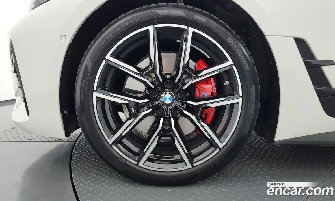 BMW 4 серия 2025 2.0 автомат (гидро), фото 4
