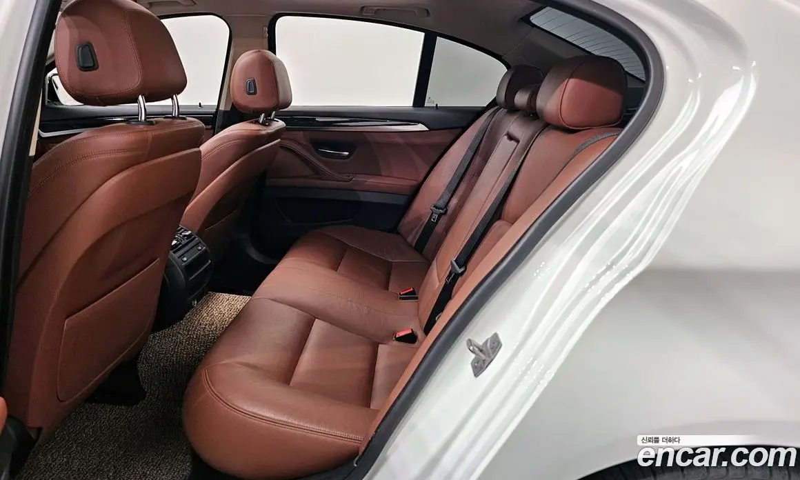 BMW 5 серия 2016 2.0 автомат (гидро), фото 15 BMW 5 серия 2016 2.0 автомат (гидро), фото 15