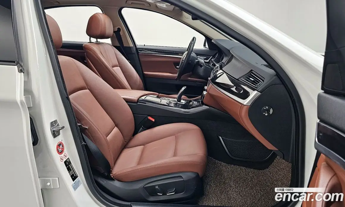 BMW 5 серия 2016 2.0 автомат (гидро), фото 16 BMW 5 серия 2016 2.0 автомат (гидро), фото 16