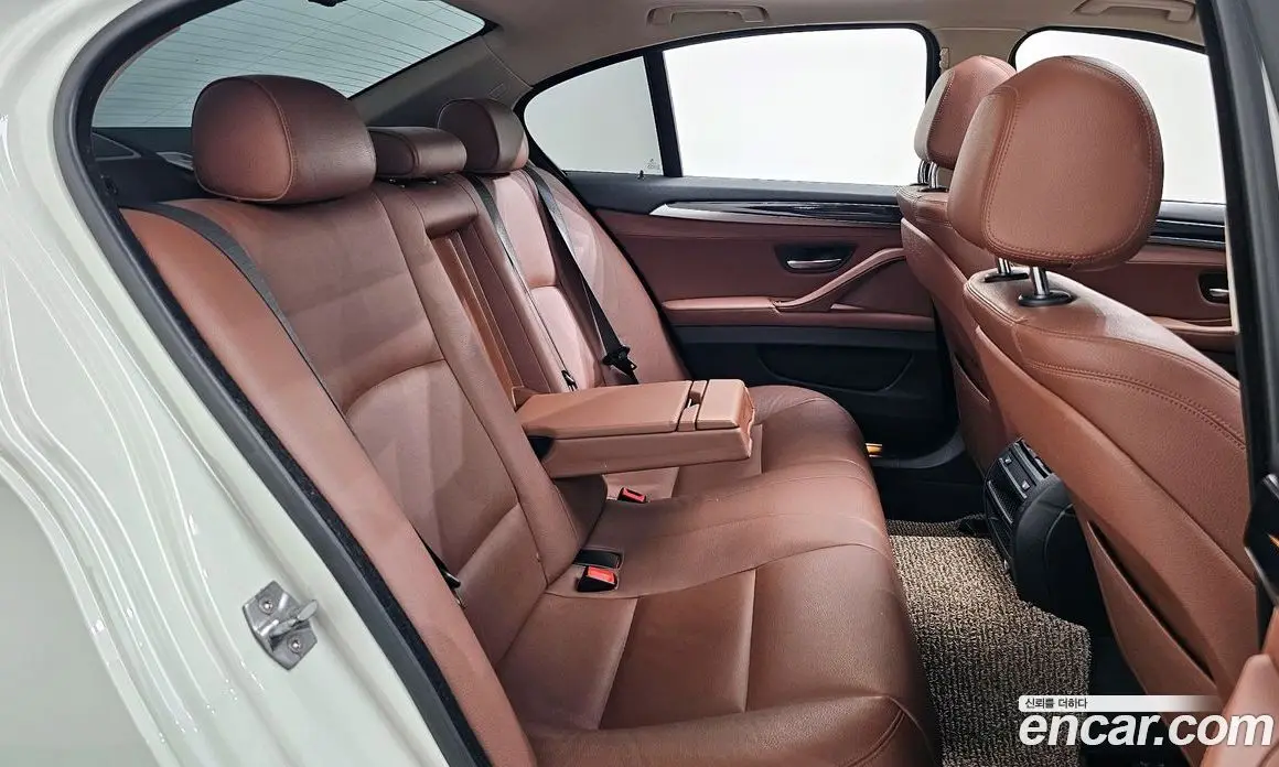 BMW 5 серия 2016 2.0 автомат (гидро), фото 17 BMW 5 серия 2016 2.0 автомат (гидро), фото 17