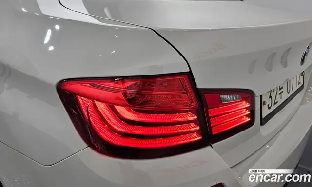 BMW 5 серия 2016 2.0 автомат (гидро), миниатюра 8 BMW 5 серия 2016 2.0 автомат (гидро), миниатюра 8