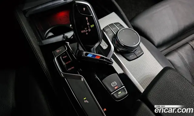 BMW 5 серия 2017 2.0 автомат (гидро), миниатюра 12