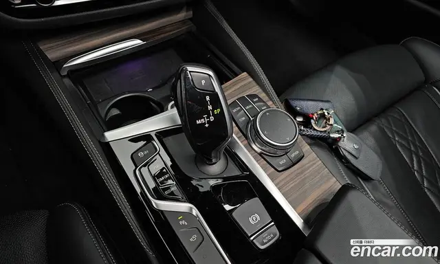 BMW 5 серия 2017 2.0 автомат (гидро), миниатюра 11 BMW 5 серия 2017 2.0 автомат (гидро), миниатюра 11