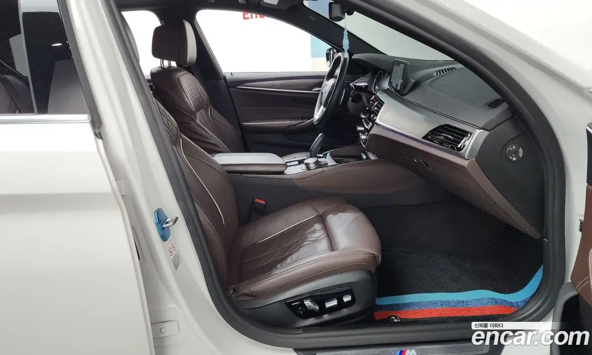 BMW 5 серия 2018 2.0 автомат (гидро), фото 16