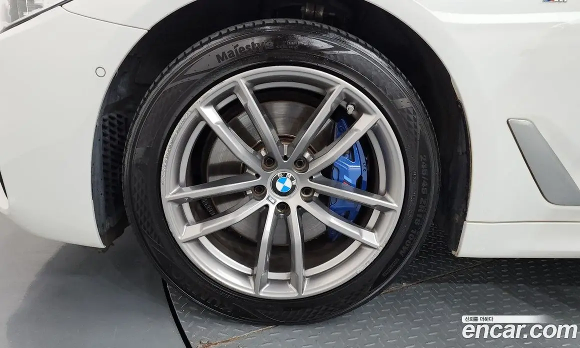 BMW 5 серия 2018 2.0 автомат (гидро), фото 5